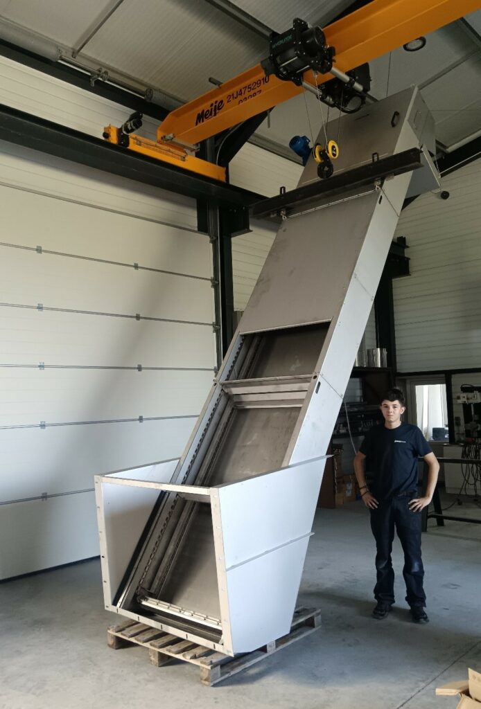 tamis-dégrilleur DM-TI pour filtration d'effluents issus d'une blanchisserie industrielle