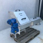 Ensemble tamis rotatif-compacteur DM-TR1CV destiné à être installé sur la STEP de MOUSTEY, en attente de livraison